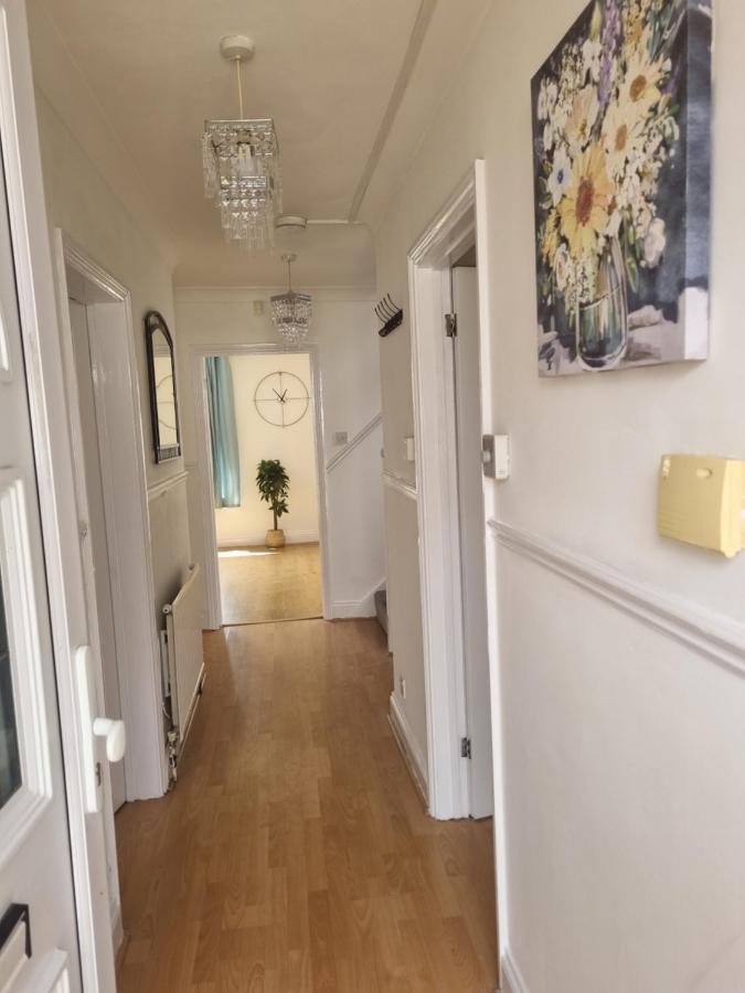 Canterbury Getaway With Ensuite Ngoại thất bức ảnh